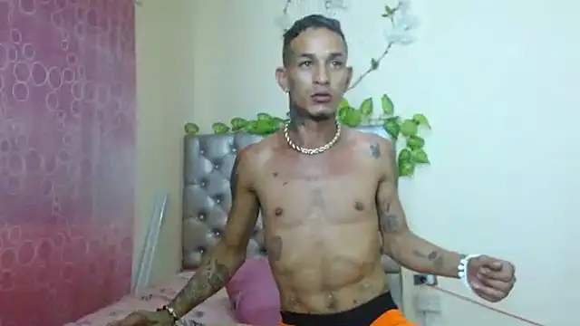 Horny latin777 online show from January 24, 2025, 7:30 am