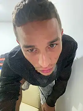 Horny latin777 online show from January 21, 2025, 2:00 am
