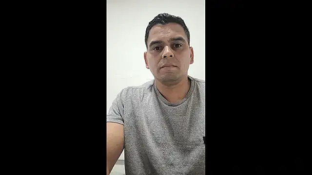 Snapshot of leandroc04 chatting on November 5, 2025, 7:28 pm leandroc04 online show from November 5, 2025, 7:28 pm