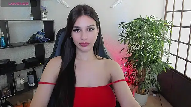 KristineBeauty online show from March 18, 2025, 11:44 am