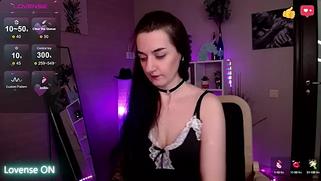 JessicaAlfo online show from February 26, 2025, 8:28 am