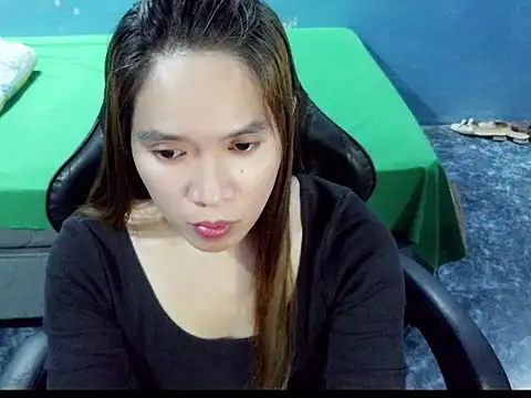 Asianpinaybeauty yam007 online show from April 18, 2026, 3:20 am