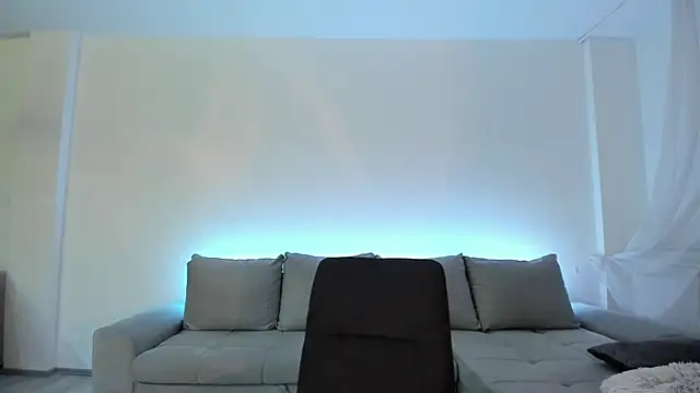 sarah wang online show from March 16, 2025, 9:47 pm