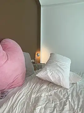 veronikawithDDDs online show from February 26, 2025, 8:06 am