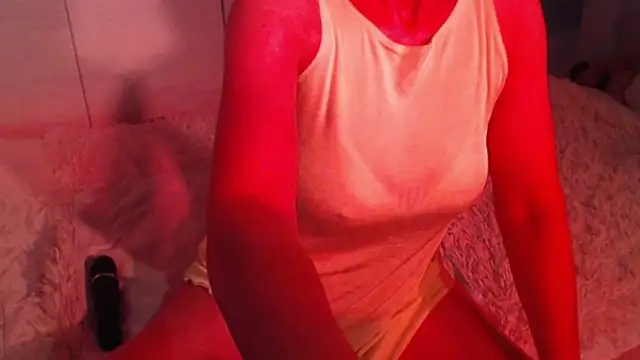 sweetchani666 online show from December 5, 2025, 3:43 pm