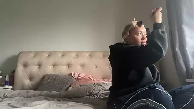 blissdimicco online show from March 4, 2026, 3:20 pm