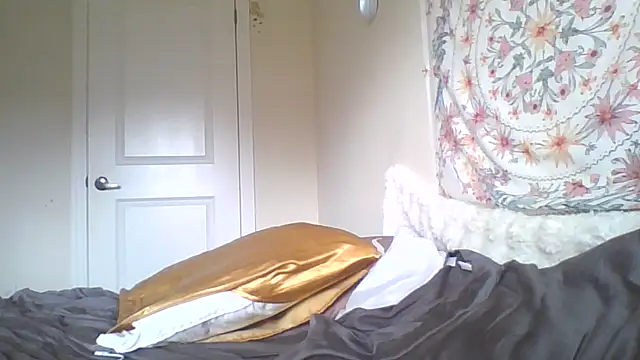 angeliquebelcali online show from September 22, 2025, 5:08 pm