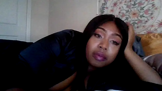 angeliquebelcali online show from September 13, 2025, 10:21 pm