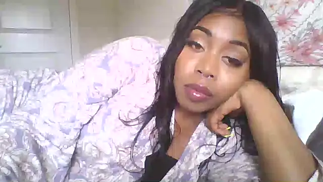 angeliquebelcali online show from September 23, 2025, 7:21 pm