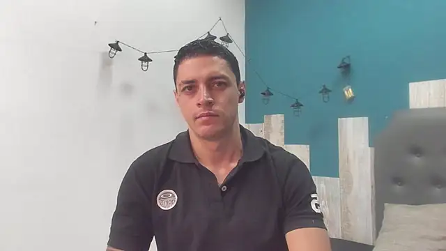 Snapshot of Frank_Millers chatting on November 10, 2025, 7:52 pm Frank Millers online show from November 10, 2025, 7:52 pm