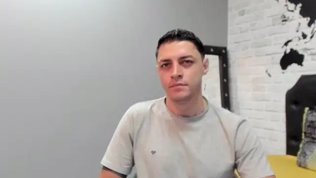 Snapshot of Frank_Millers chatting on November 14, 2025, 7:50 pm Frank Millers online show from November 14, 2025, 7:50 pm