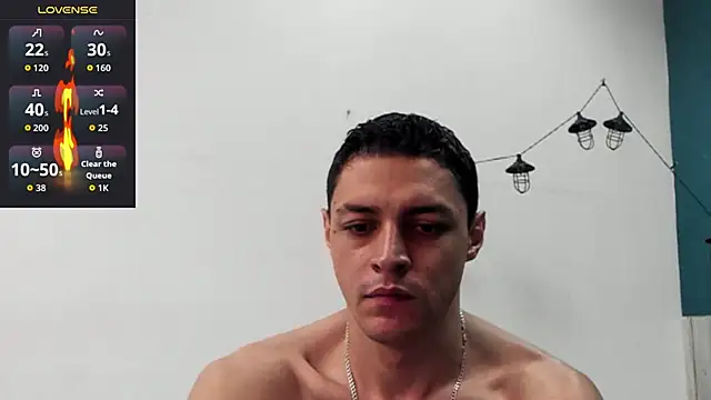 Snapshot of Frank_Millers chatting on November 6, 2025, 7:40 pm Frank Millers online show from November 6, 2025, 7:40 pm