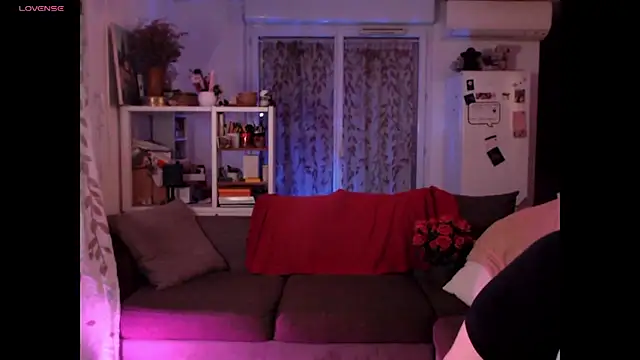 AdorahB3ll3 online show from October 13, 2025, 7:04 pm