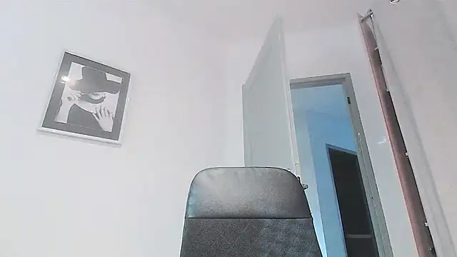 serena  vedette online show from November 6, 2025, 8:51 am