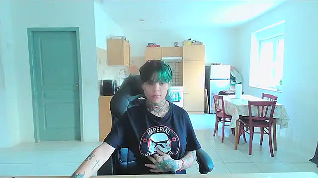 serena  vedette online show from February 7, 2025, 11:45 am