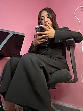 Snapshot of Meraryy chatting on April 9, 2026, 7:09 pm Meraryy online show from April 9, 2026, 7:09 pm