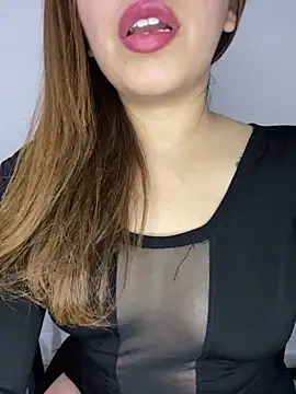 Snapshot of Meraryy chatting on February 12, 2025, 6:08 am Meraryy online show from February 12, 2025, 6:08 am