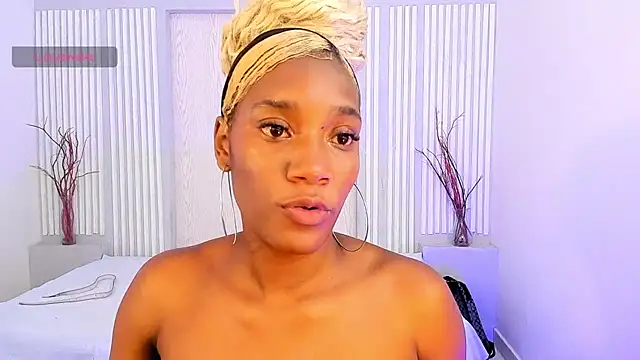 Snapshot of ScarletStone4 chatting on January 22, 2025, 12:59 am ScarletStone4 online show from January 22, 2025, 12:59 am