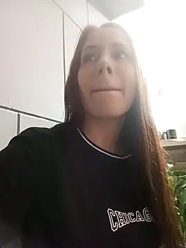 Melina Cooper  online show from September 8, 2025, 5:56 pm