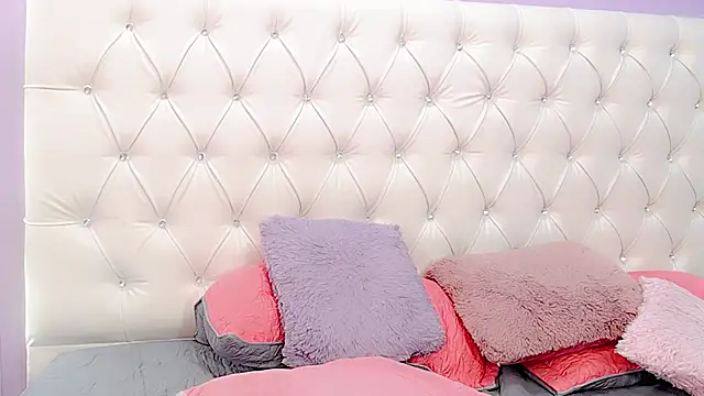 Snapshot of Rosebigcok chatting on January 28, 2025, 12:05 am Rosebigcok online show from January 28, 2025, 12:05 am