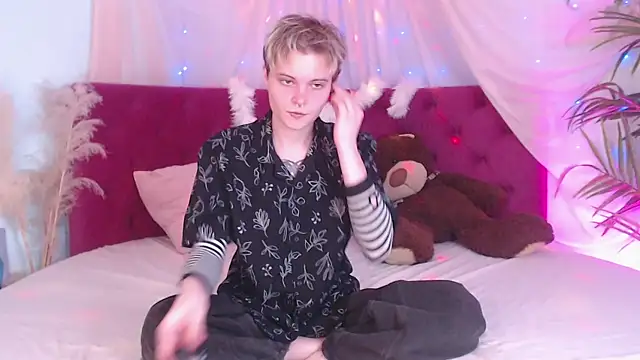 DemianEnglen online show from September 20, 2025, 7:30 pm