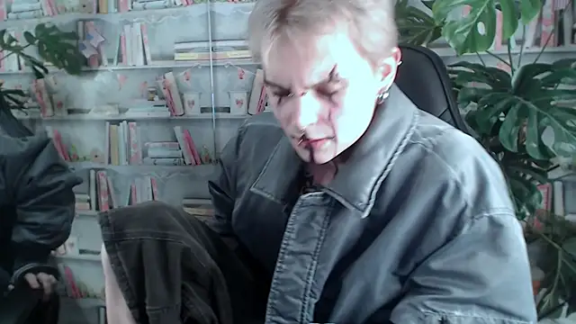 DemianEnglen online show from March 19, 2025, 2:27 am