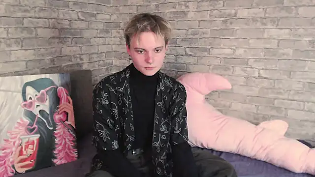 DemianEnglen online show from September 9, 2025, 11:25 pm