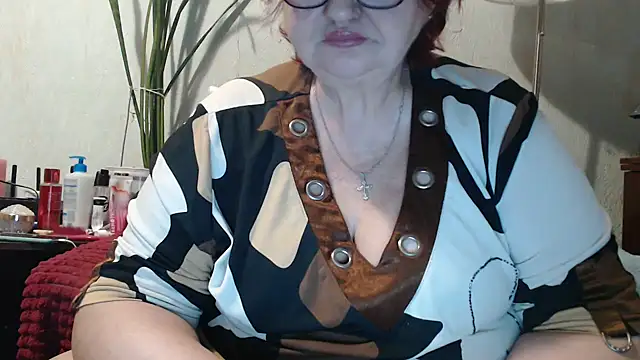 DeniseeRosea online show from March 18, 2026, 8:32 pm