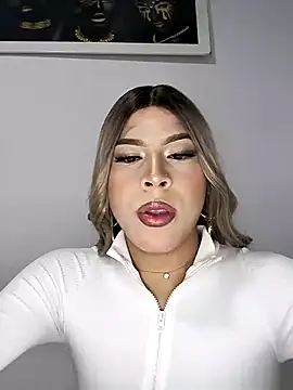 Sweet LeahSaenz online show from January 11, 2026, 2:51 am