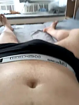 xxxvali0 online show from March 28, 2026, 12:28 pm