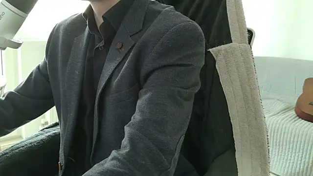 Moonsire1 online show from April 11, 2026, 9:46 am