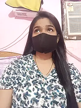 Simran-001 online show from October 5, 2025, 6:37 am