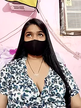 Simran-001 online show from October 10, 2025, 6:47 am