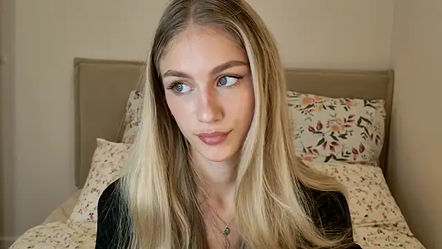 GabriellaOlsen online show from September 17, 2025, 10:28 am