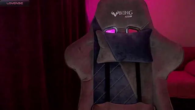 Ohmy Nora  online show from March 4, 2025, 2:17 am