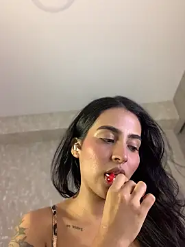 Snapshot of genesissara chatting on June 27, 2026, 12:27 am genesissara online show from June 27, 2026, 12:27 am
