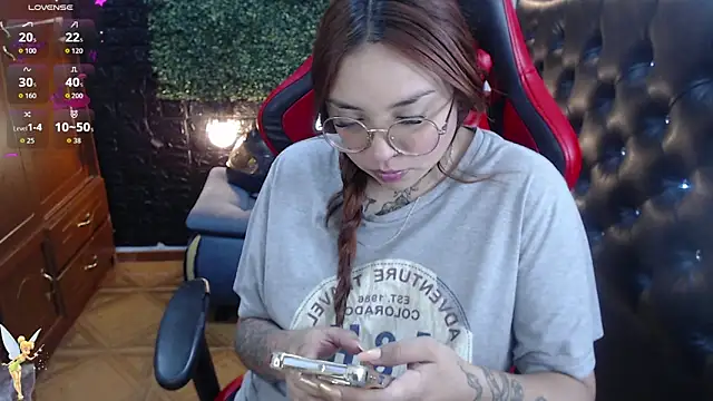 natyk m online show from October 15, 2025, 1:19 pm