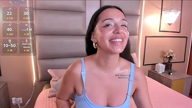 Snapshot of CAYLINCOLLINS chatting on March 4, 2025, 6:47 am CAYLINCOLLINS online show from March 4, 2025, 6:47 am