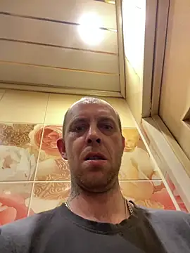 MaxDevilWhite online show from March 3, 2026, 9:11 pm