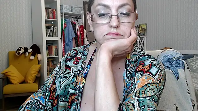 Snapshot of Soffya_Soy chatting on June 3, 2026, 2:44 pm Soffya Soy online show from June 3, 2026, 2:44 pm