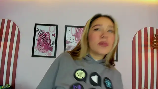 Lannajansen online show from September 14, 2025, 2:50 pm