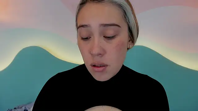 Snapshot of Lannajansen chatting on February 9, 2026, 2:04 pm Lannajansen online show from February 9, 2026, 2:04 pm