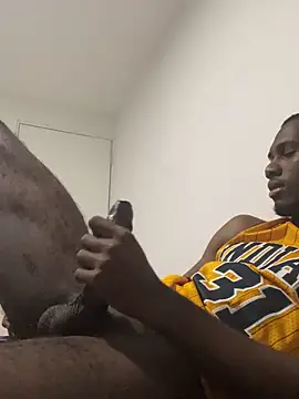 Snapshot of The_Black-Men chatting on June 2, 2026, 6:24 am The Black-Men online show from June 2, 2026, 6:24 am