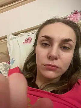 White Lu online show from February 7, 2025, 11:13 pm