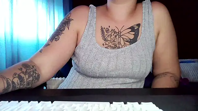 bunnyfox420 online show from September 27, 2025, 2:12 pm