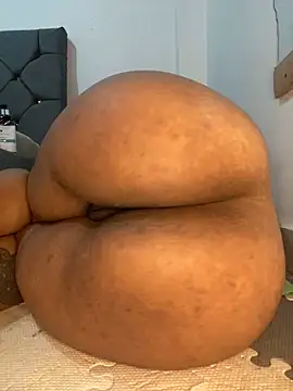 Charlotte bronxxx online show from September 19, 2025, 8:35 pm