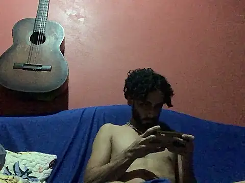 Snapshot of Nooneisthis chatting on February 13, 2025, 3:07 am Nooneisthis online show from February 13, 2025, 3:07 am