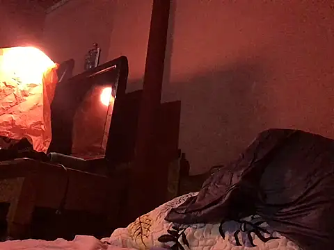 Snapshot of Nooneisthis chatting on March 13, 2025, 8:48 am Nooneisthis online show from March 13, 2025, 8:48 am