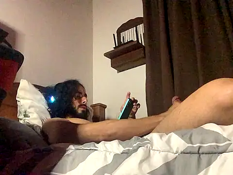 Snapshot of Nooneisthis chatting on November 23, 2025, 8:02 am Nooneisthis online show from November 23, 2025, 8:02 am