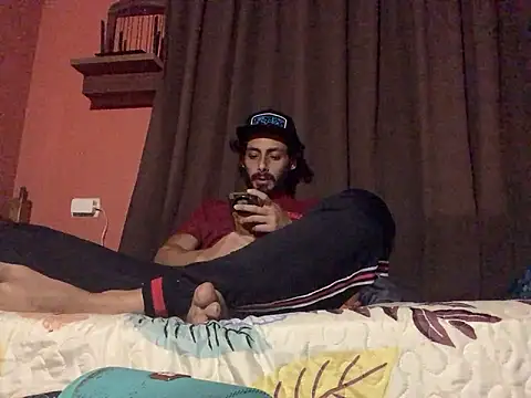 Snapshot of Nooneisthis chatting on February 12, 2025, 6:19 am Nooneisthis online show from February 12, 2025, 6:19 am